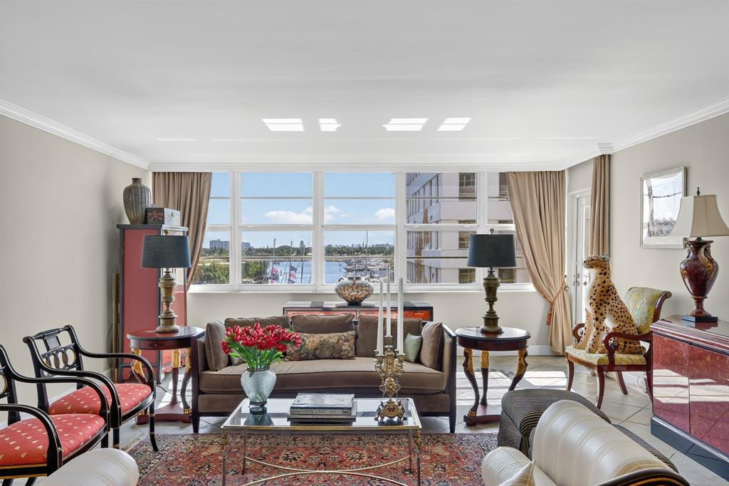 02 - 1160 N Federal Hwy, Unit #716