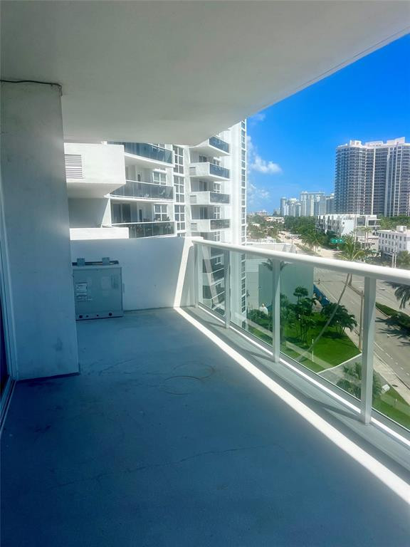 03 - 2841 N Ocean Blvd Unit 802