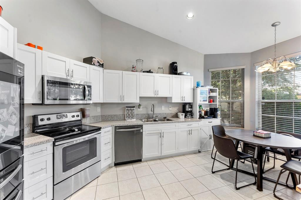 006 - 7520 S Aragon Blvd, Unit #2