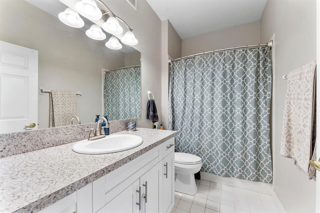 019 - 7520 S Aragon Blvd, Unit #2