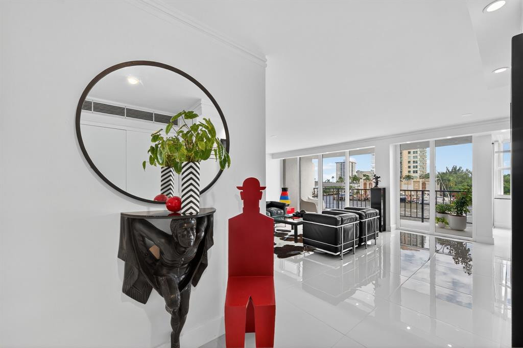 004 - 936 Intracoastal Dr, Unit #3C