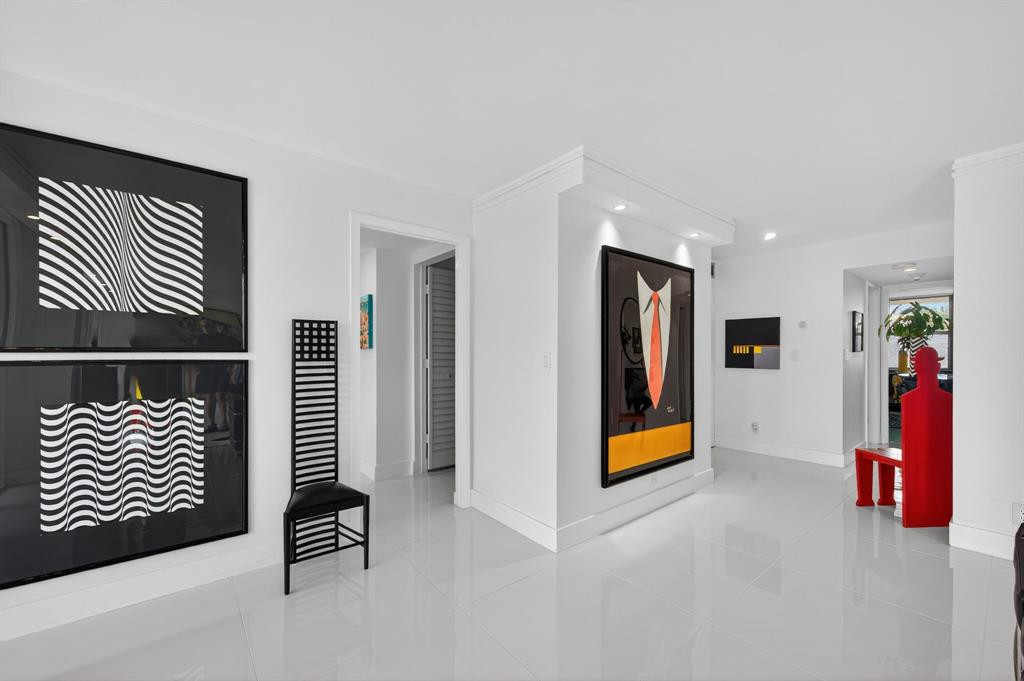 005 - 936 Intracoastal Dr, Unit #3C