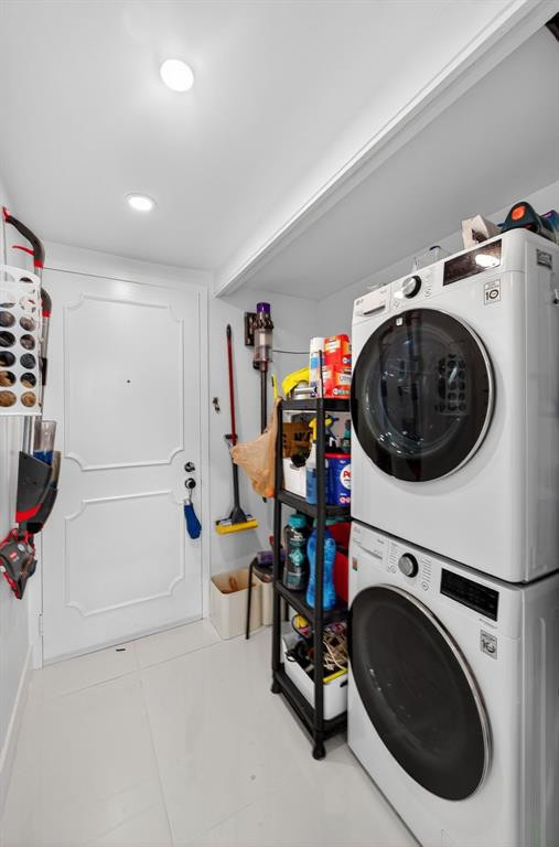 013 - 936 Intracoastal Dr, Unit #3C