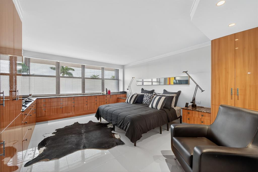 020 - 936 Intracoastal Dr, Unit #3C