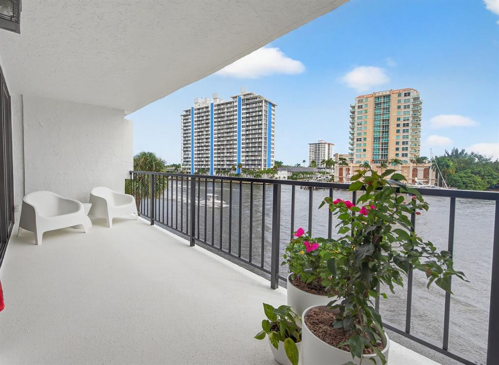 021 - 936 Intracoastal Dr, Unit #3C